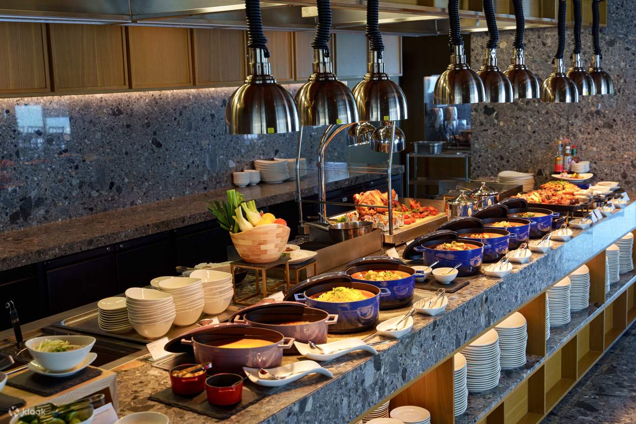 ロッテ L7 ウエストレイク ハノイ - レイヤードレストラン シーフードビュッフェ