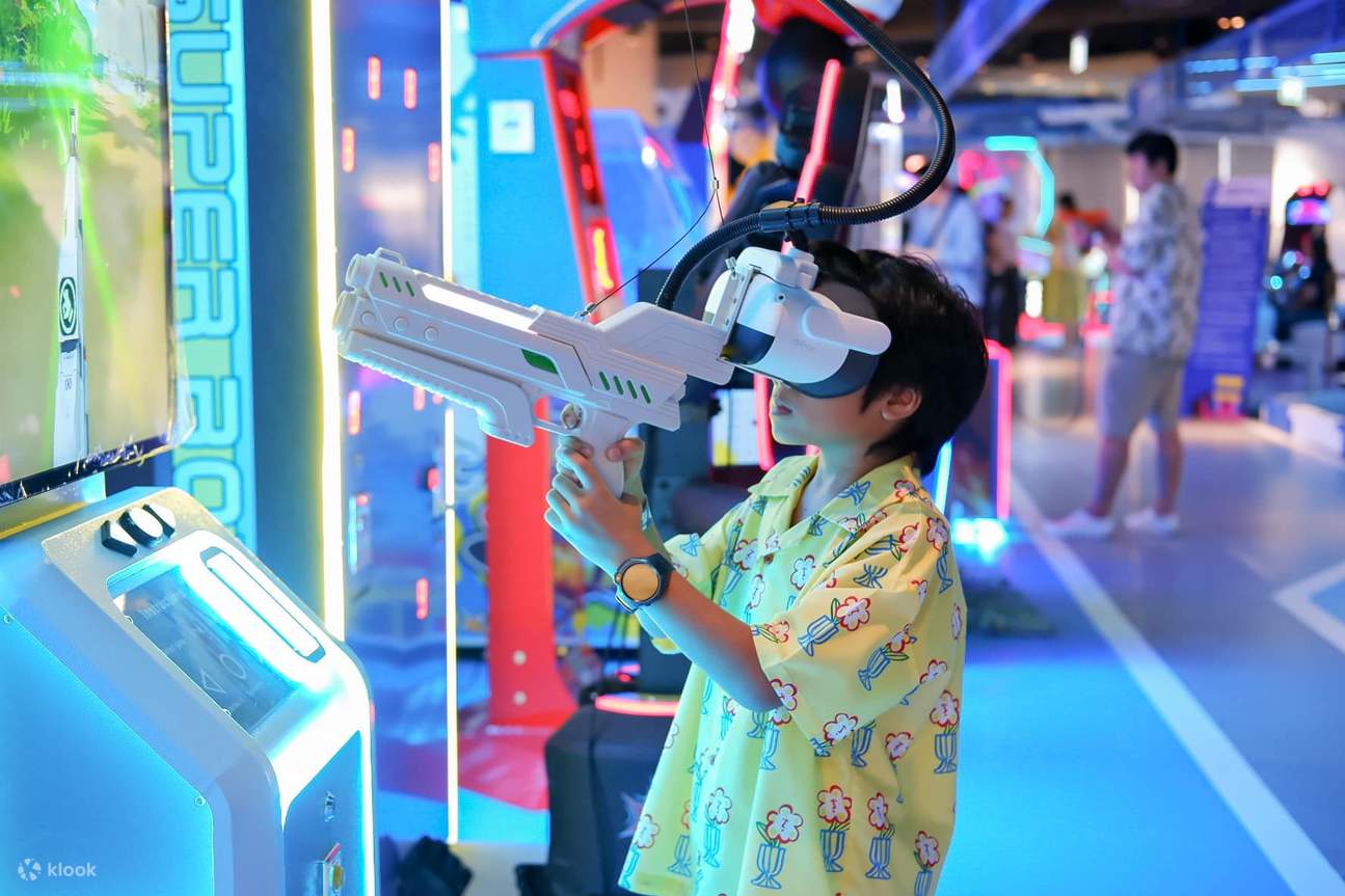 Game Zone • VR Shooter Showdown