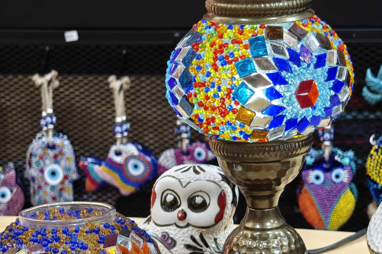 Мастерская мозаичных ламп в Сингапуре