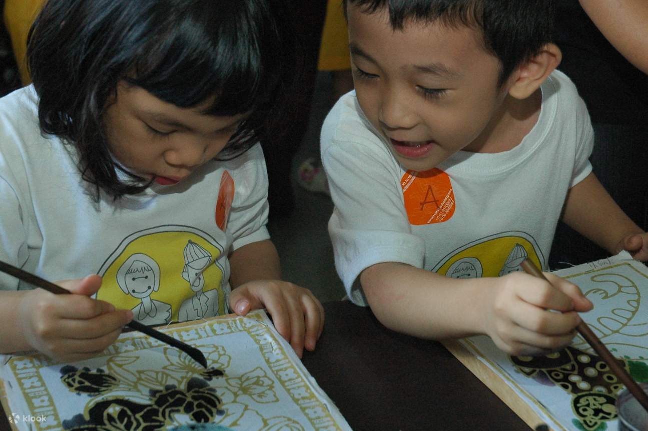 小朋友彩繪蠟染