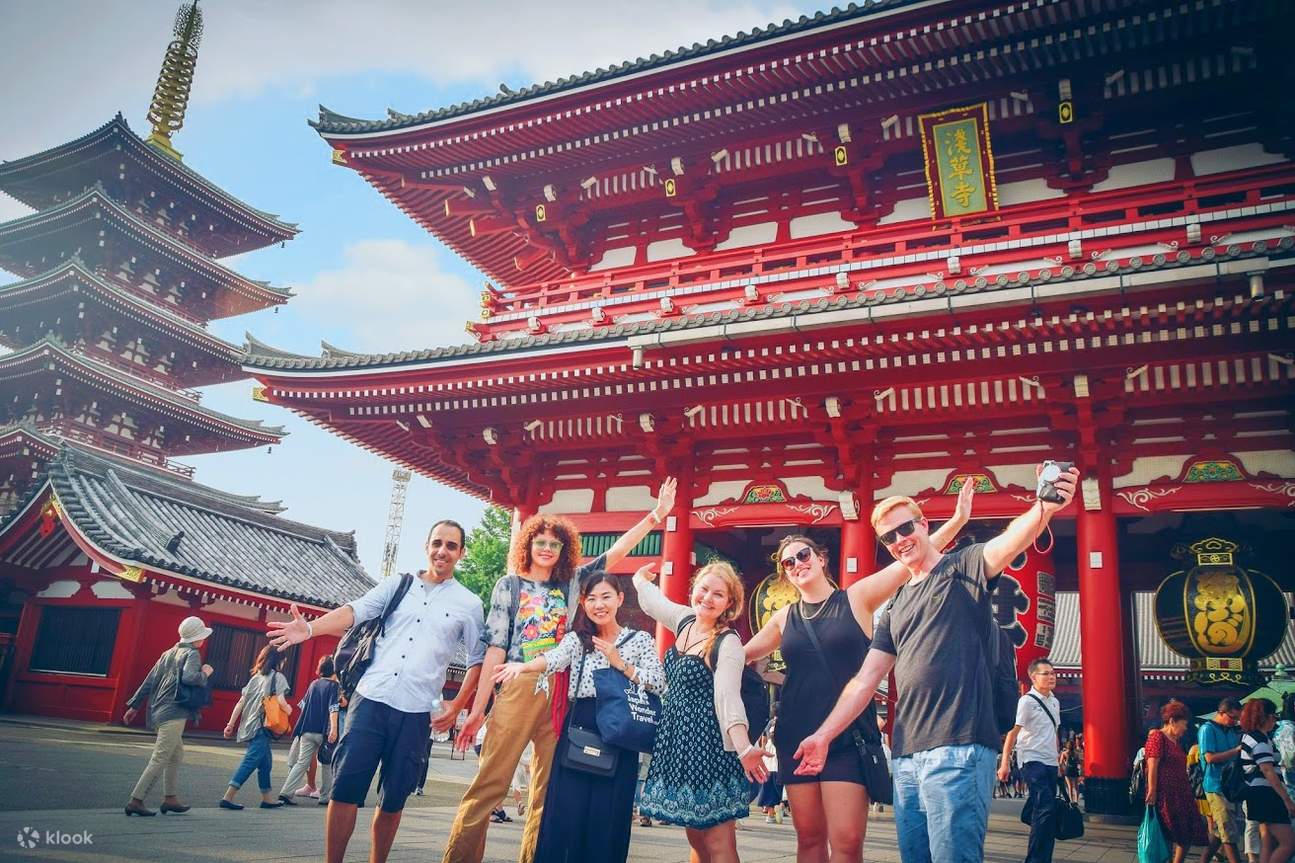 Private Tokyo Half/Full Day Walking Tour with English/Japanese