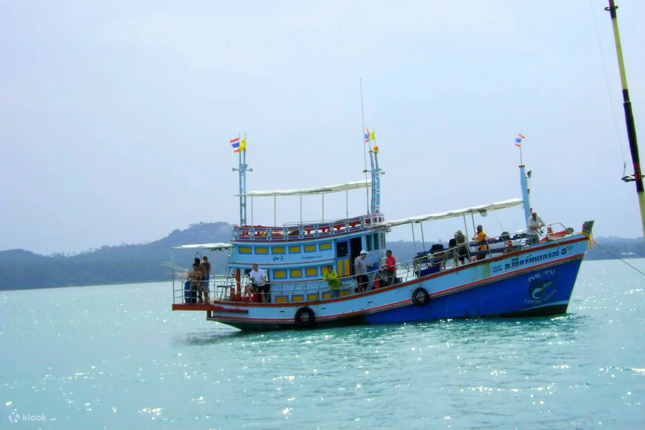 Fishing boat