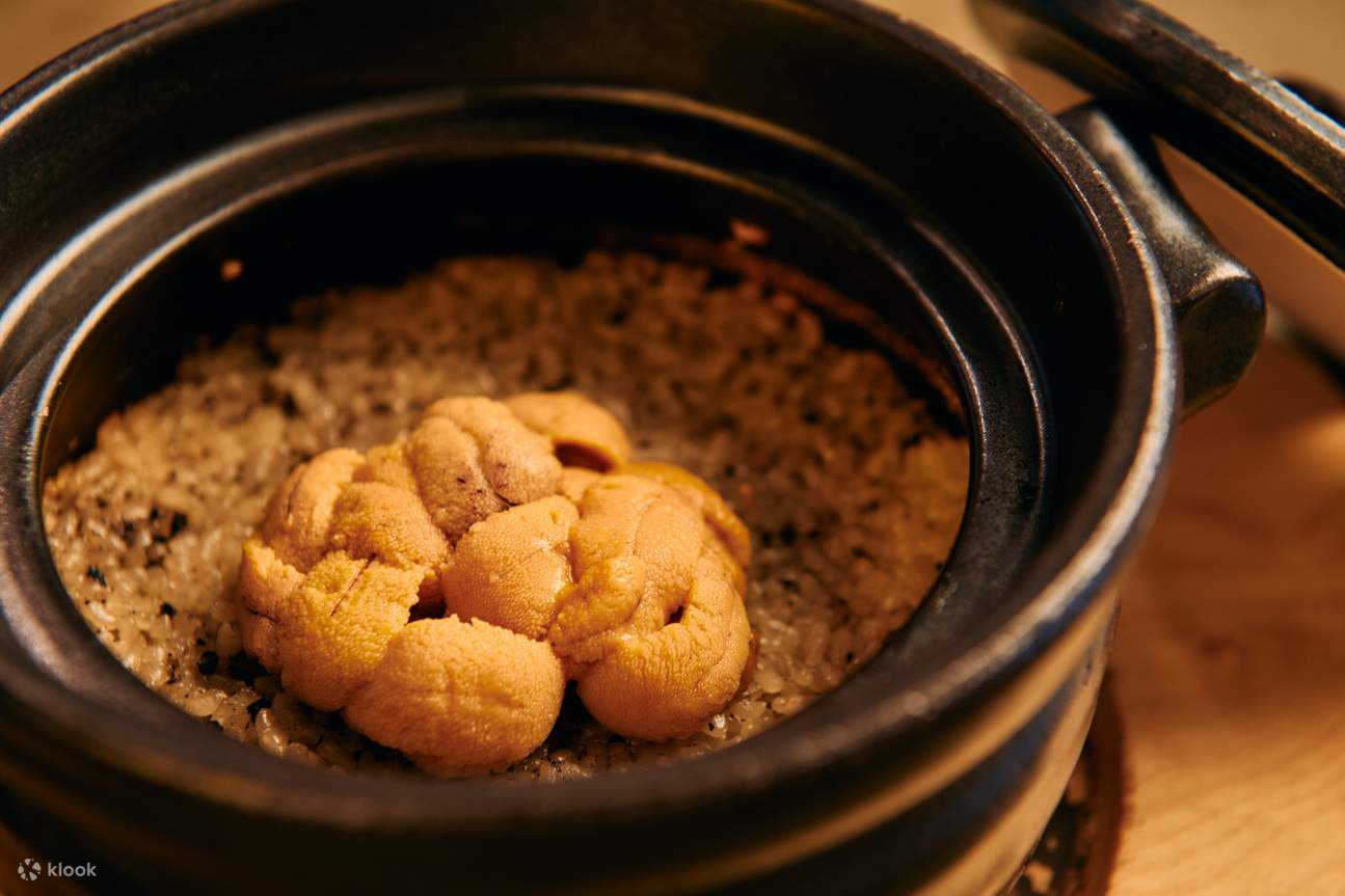 UNIHOLIC - SEA URCHIN Specialty Store in Tokyo, Roppongi