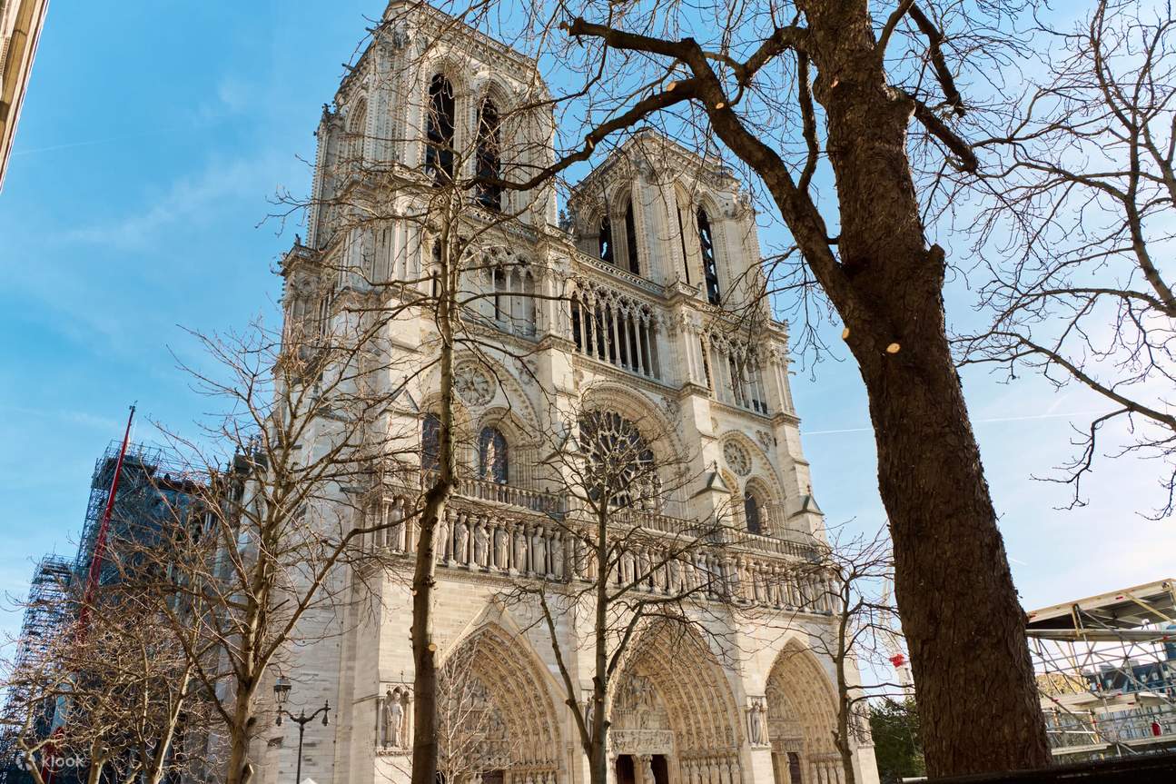 Notre Dame Cathedral Paris: