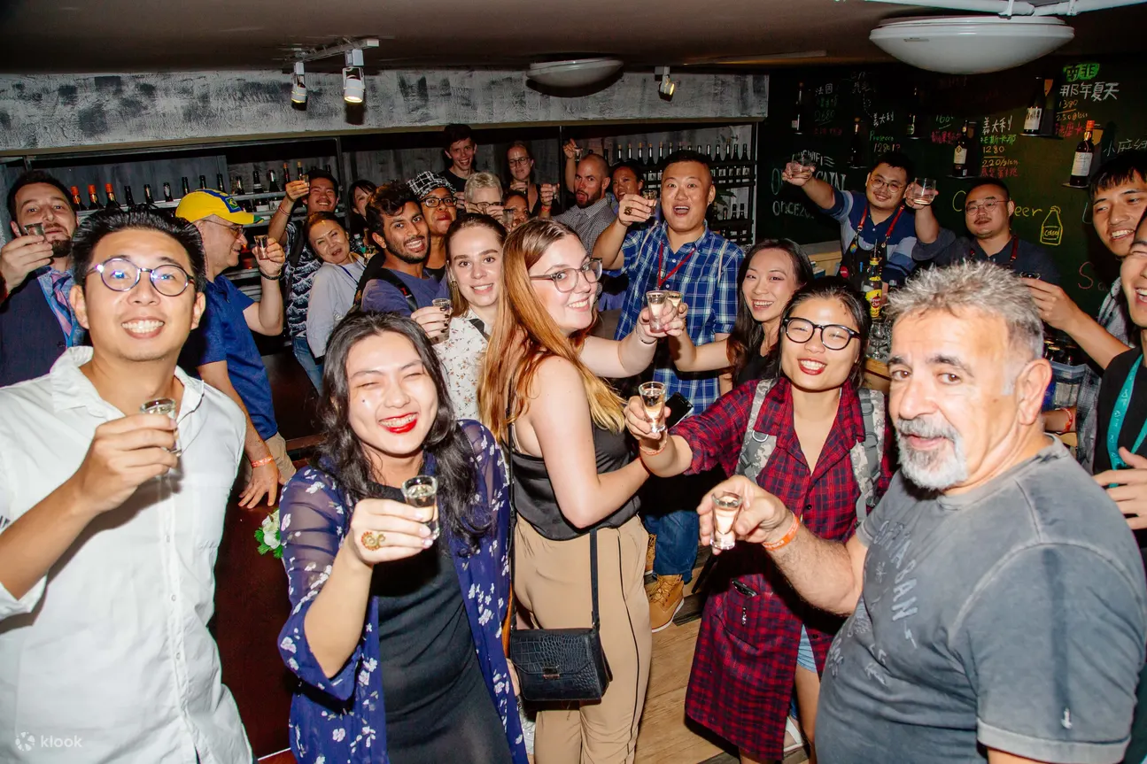 Taipei Nightlife: Taipei Pub Crawls (2 Different Routes)