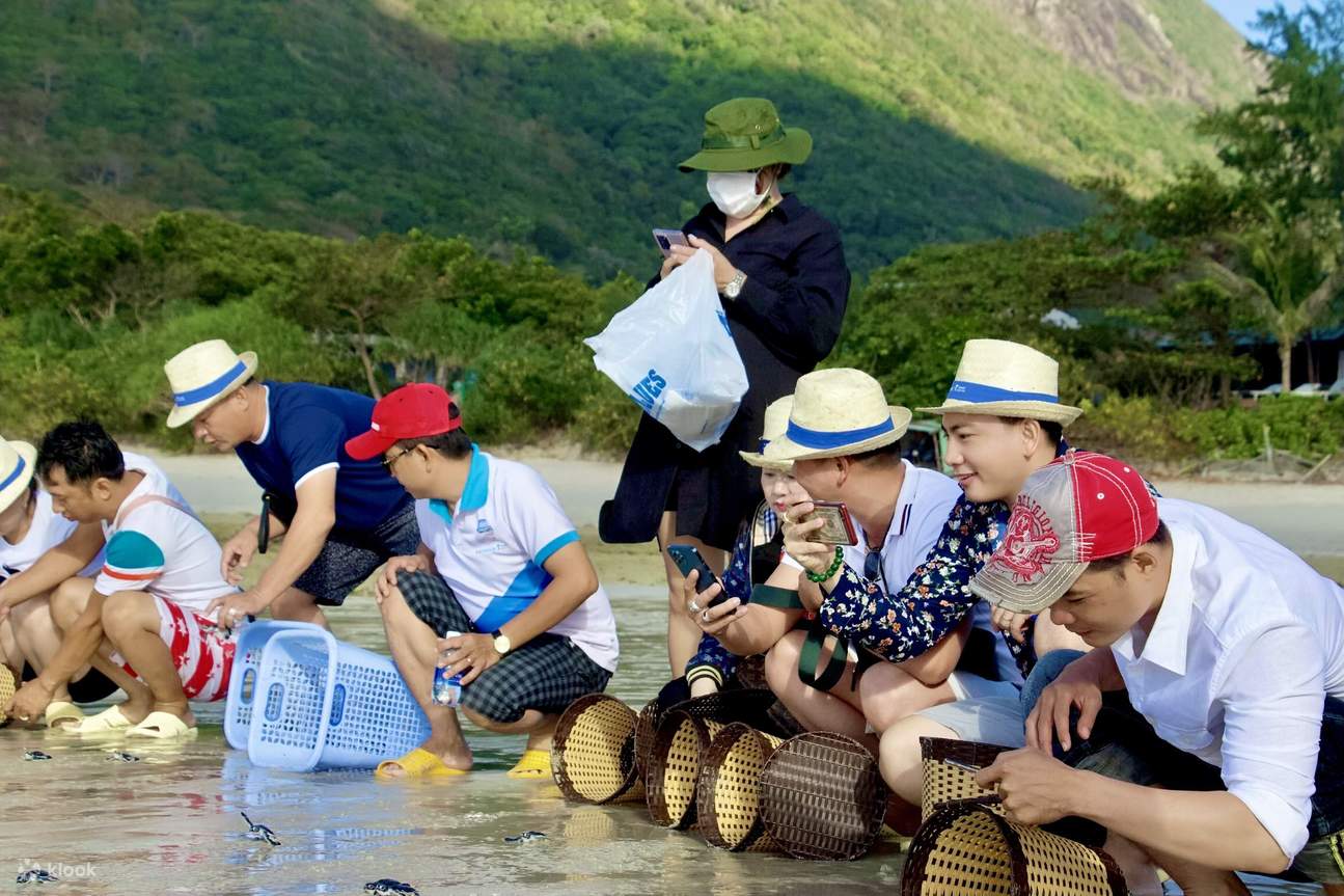 Combo 2D1N Explore Con Dao with Hotel, Scooter Rental & High Speed