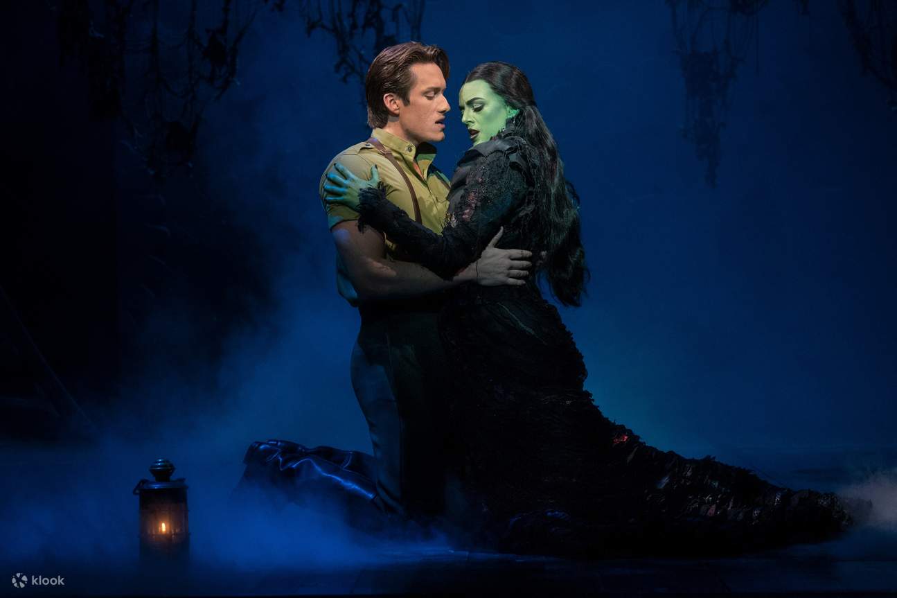 《魔法坏女巫》中的 Fiyero 爱情故事