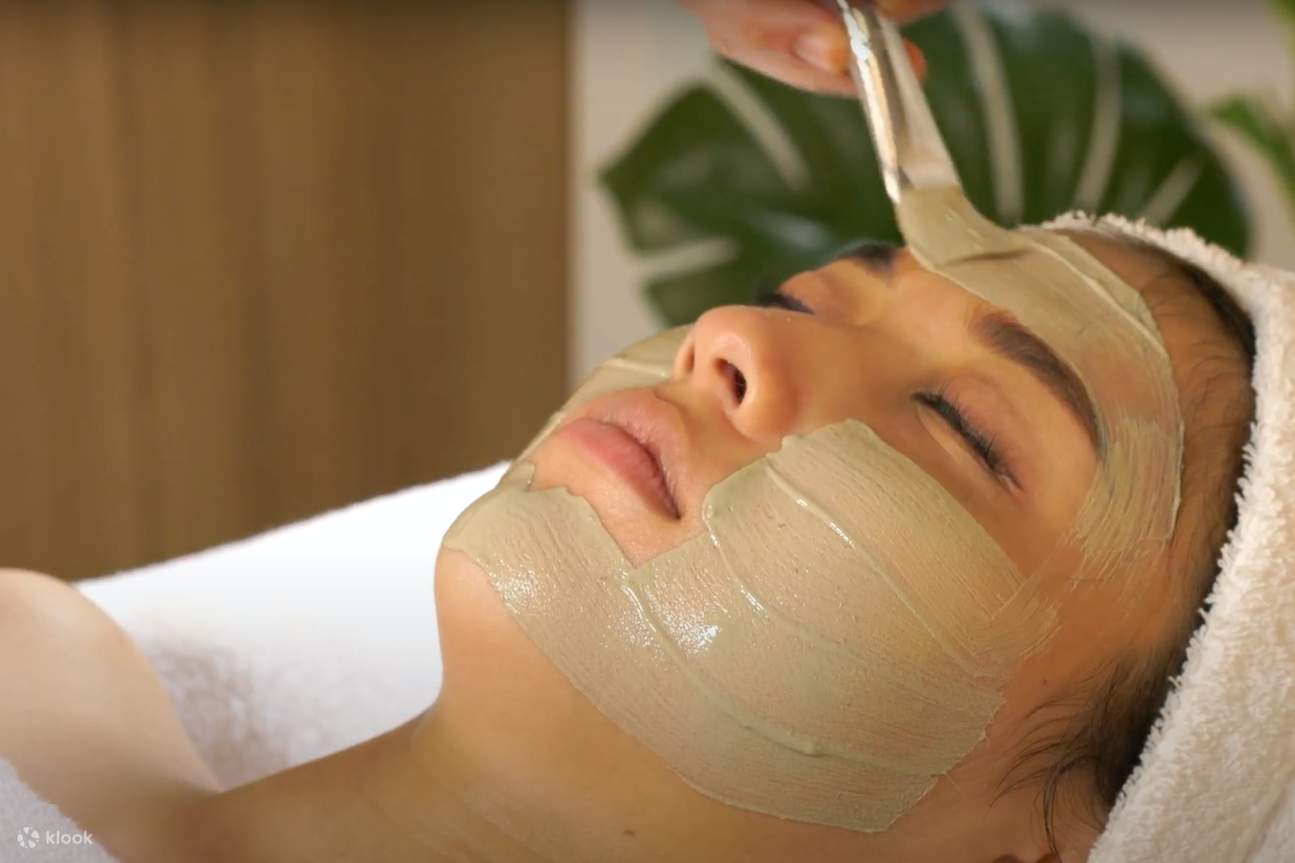 Pengalaman facial di Singapura