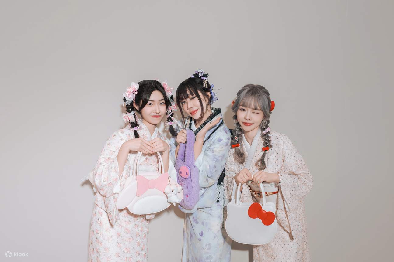 Choose Kimono inspired by famous Japanese characters that you like: Klook Exclusive Characters Kimono: Pink, Purple/Black, Red