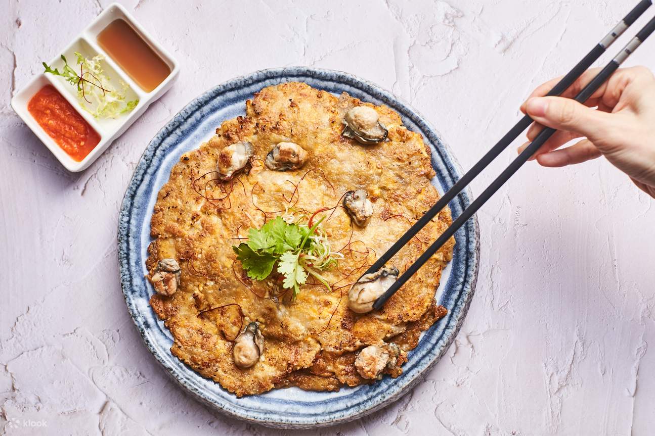 Teochew Oyster Omelet