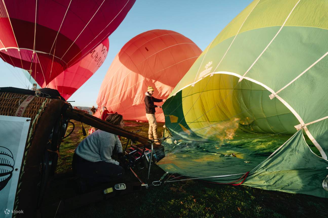Vorbereitung für die Heißluftballonfahrt