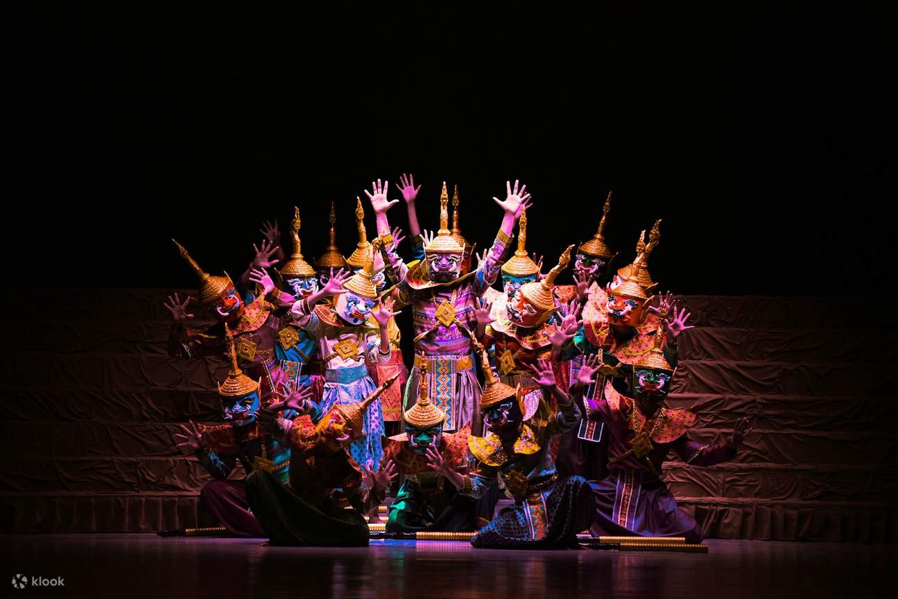 ルアンパバーン：ブッダズ・ライト・ステージショー