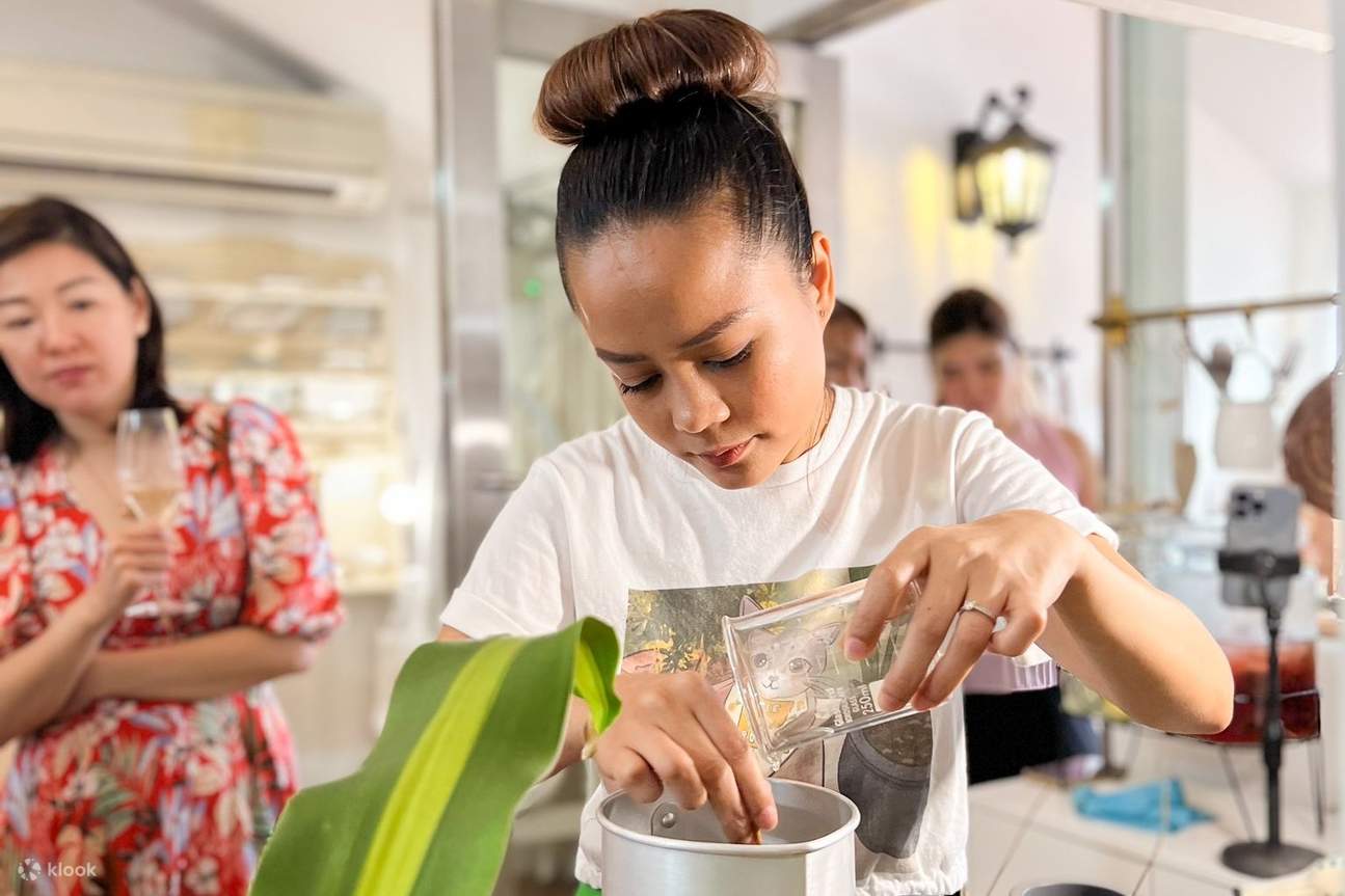 Singapore Coconut Candle Wax Making at Choisi Par Klook