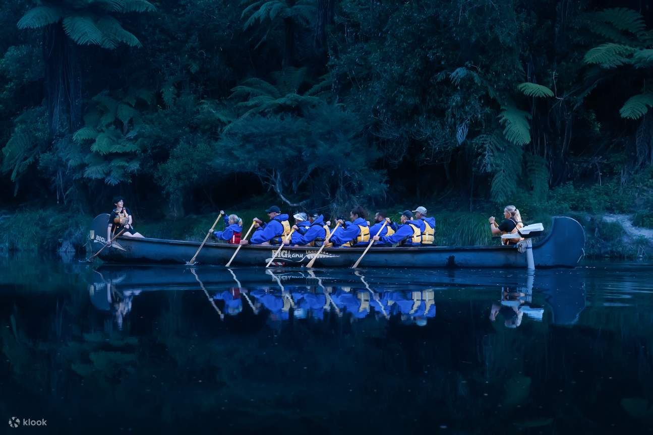 Большой тур к светлячкам на каноэ (BIG Kanu Glowworm Tour) в Тауранге