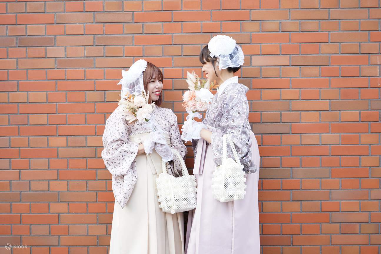 和服租借，款式豐富，包括蕾絲和服、大正浪漫風格和服、振袖等，任您挑選！附髮型設計 & 髮飾無限使用（由東京/淺草愛和服1號店提供）