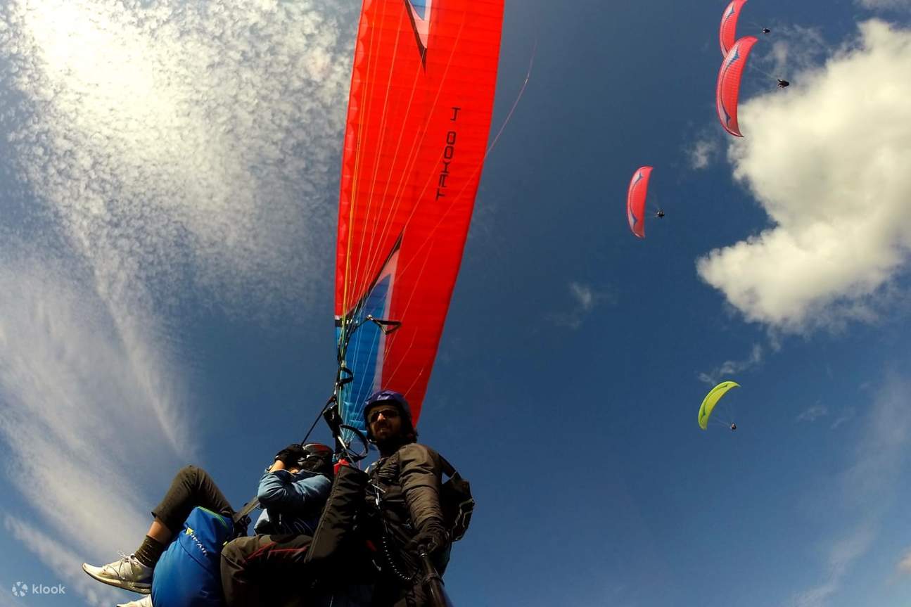 Trải nghiệm dù lượn Queenstown với Skytrek