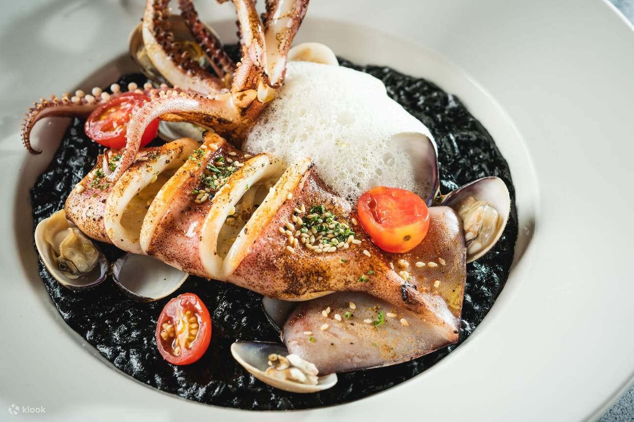 ARTCO ร้านอาหารคลาสสิก Pier-2 ในเมืองเกาสง