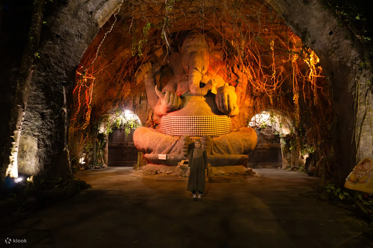 night at bali safari
