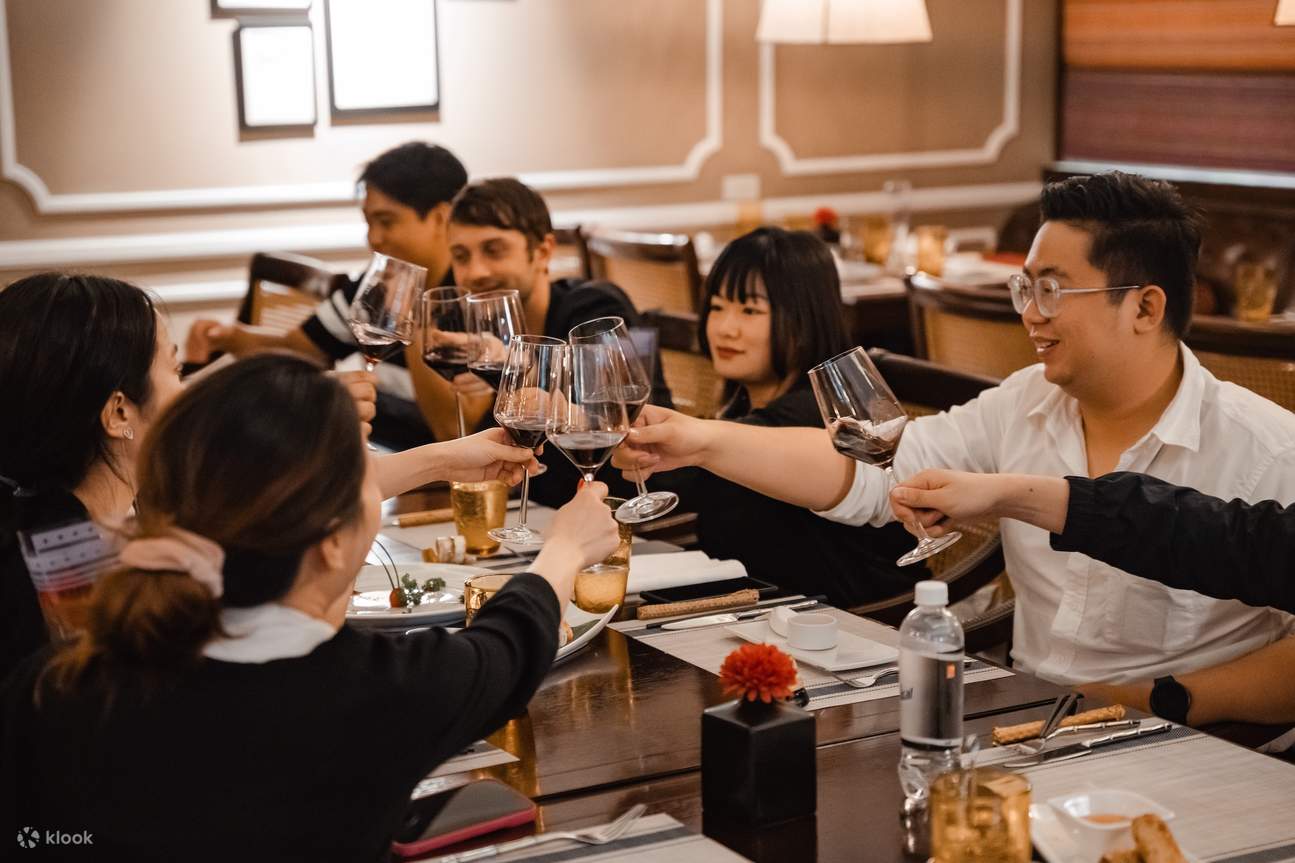 レッドビーン・マーメイ：ハノイでの上質なダイニング体験