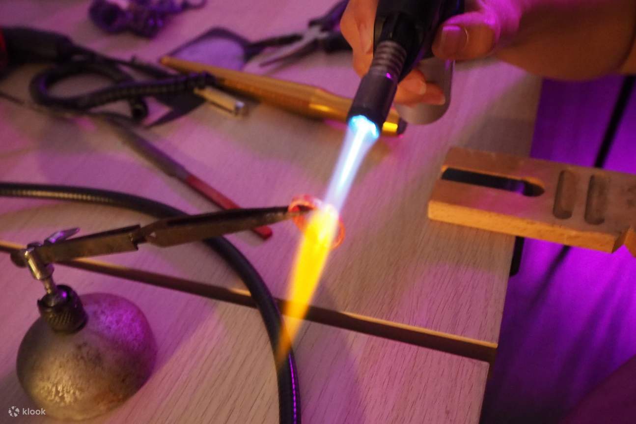 Silversmithing Workshop in Singapore - Klook Singapore