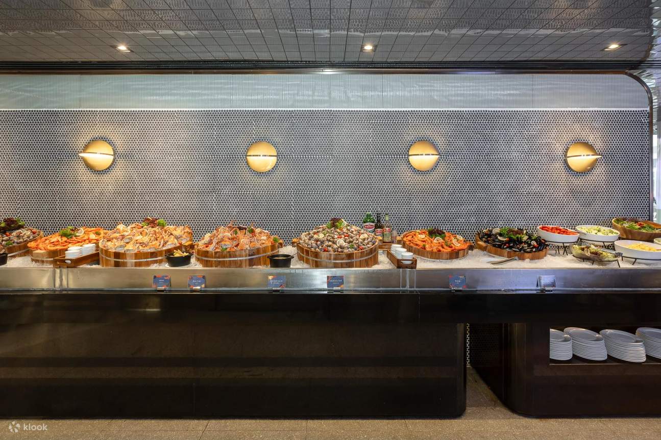 Seafood Buffet at Thale, Akara Hotel Pattaya