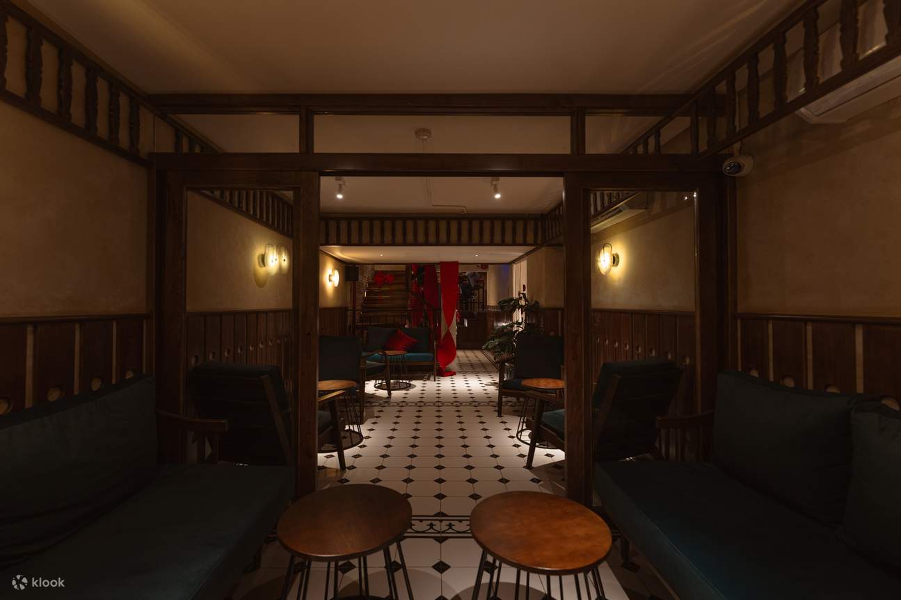 在西贡Vesou体验朗姆酒品尝