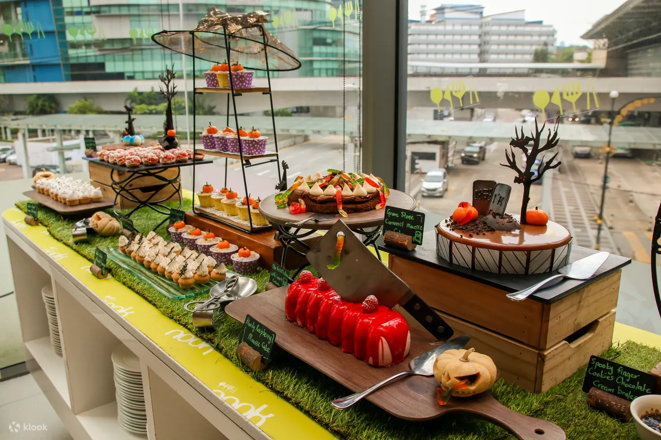 Buffet Delights at Nook Aloft