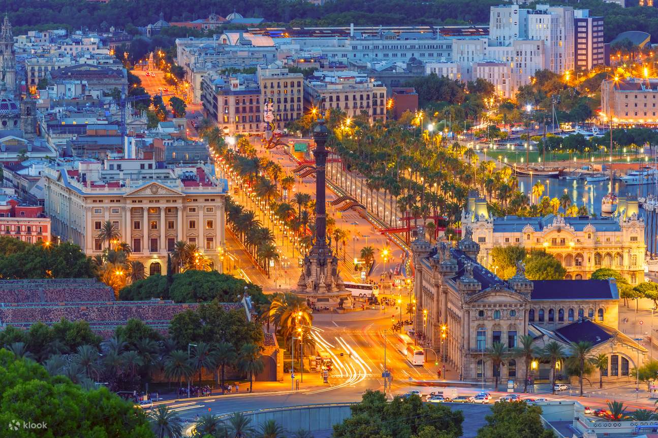 Tur de vizitare a Barcelonei noaptea - Klook România