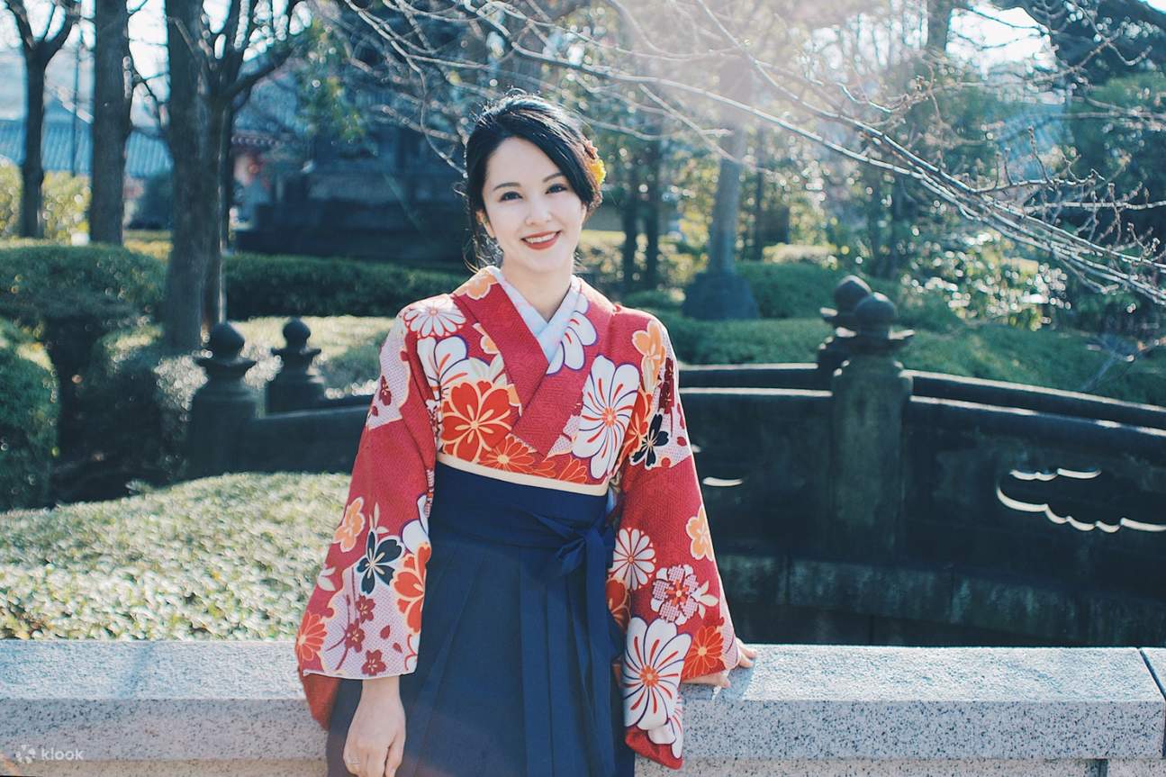 lady tourist in kimono