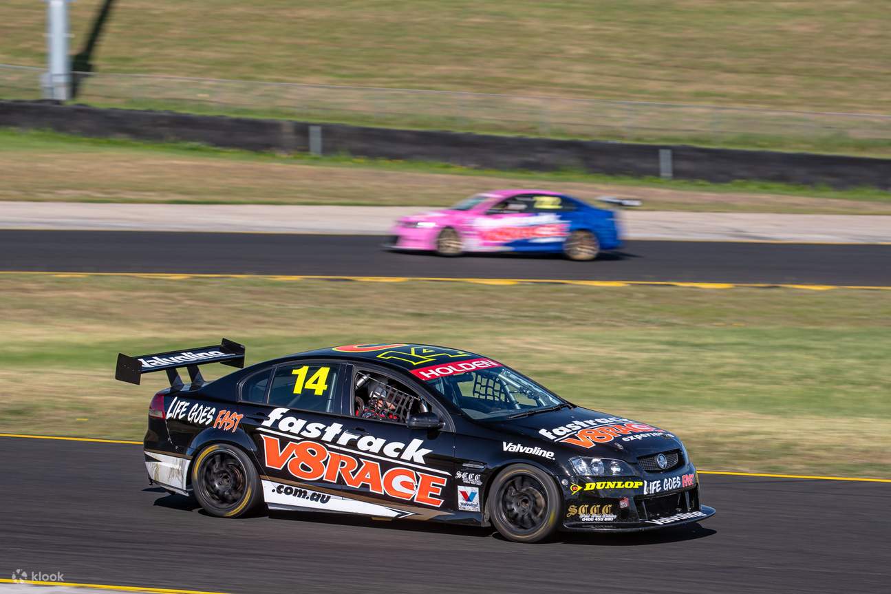 Klook Voucher V8 Supercars ManualCar Driving Experience at Barbagallo Raceway in Perth (3 Year