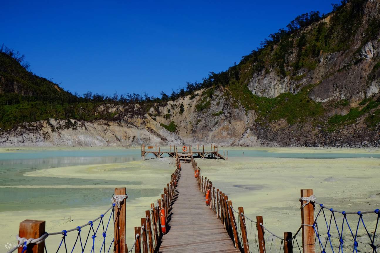 Bandung Private Car Charter