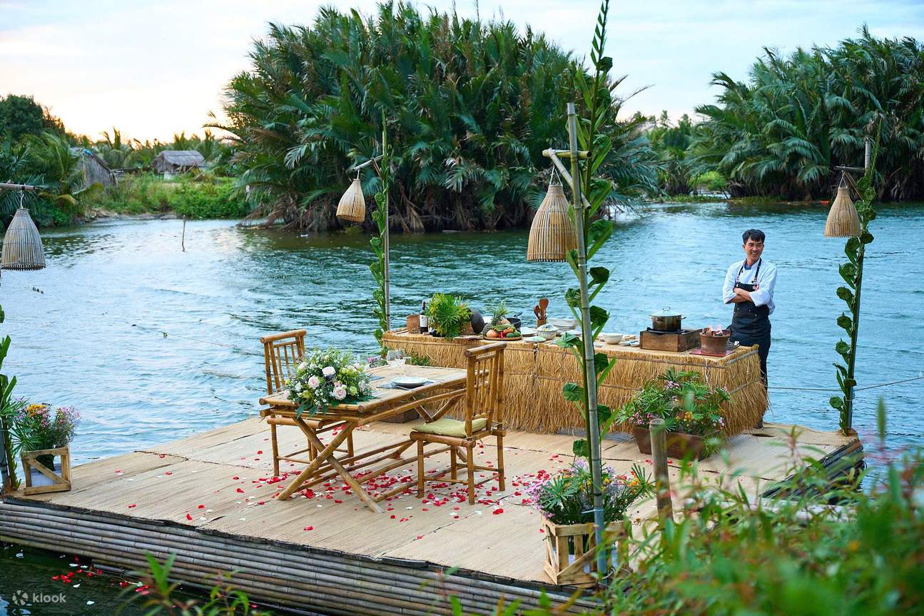 Bamboo Raft Dining with Sunset & Basket Boat Experience in Hoi An