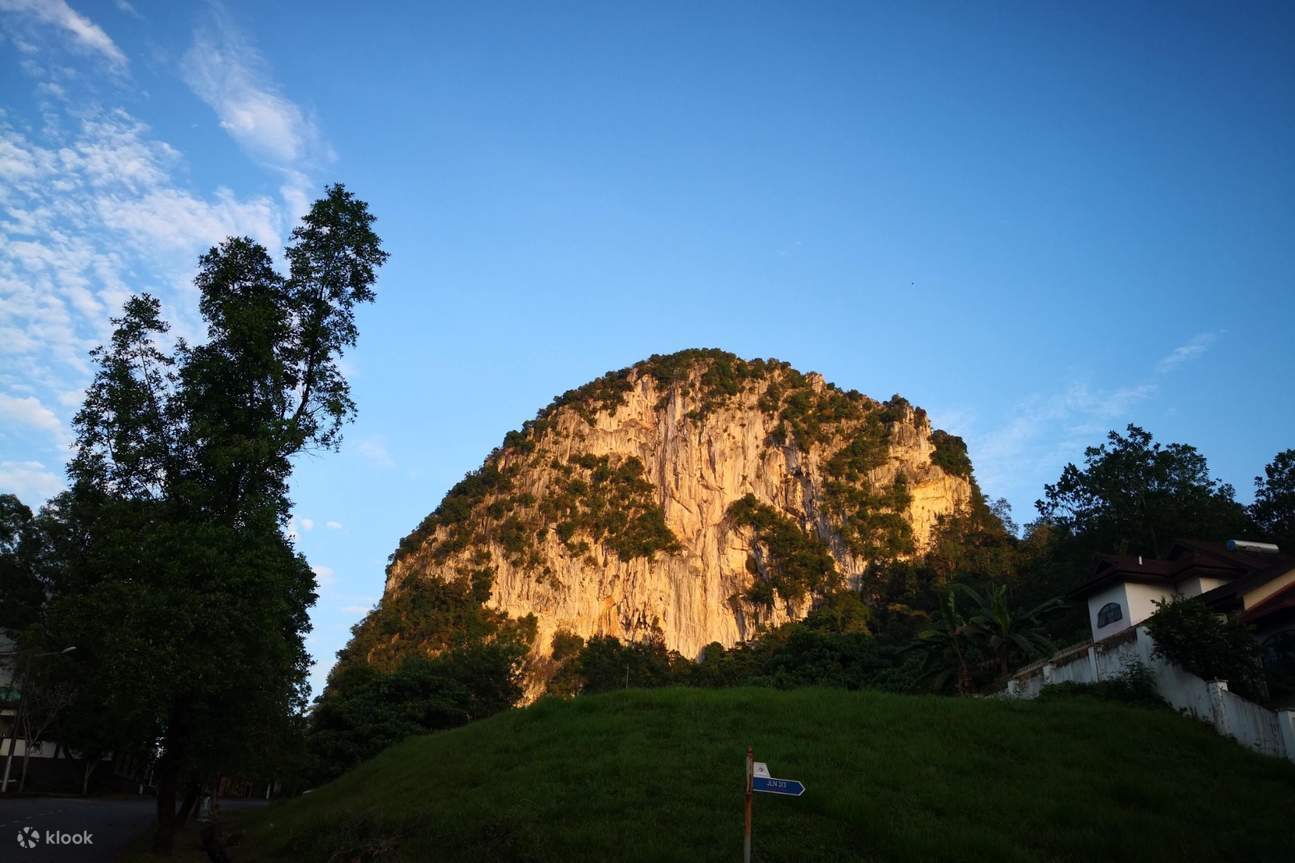 Long Dong Rock Climbing - Klook Singapore