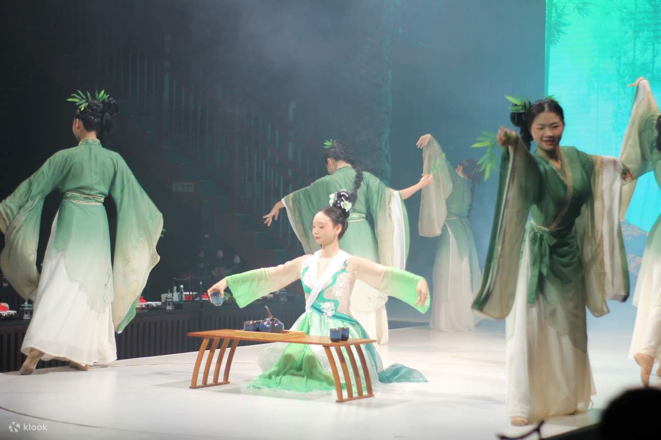 一席の宴で、千年の文化と最高の味をご堪能ください。