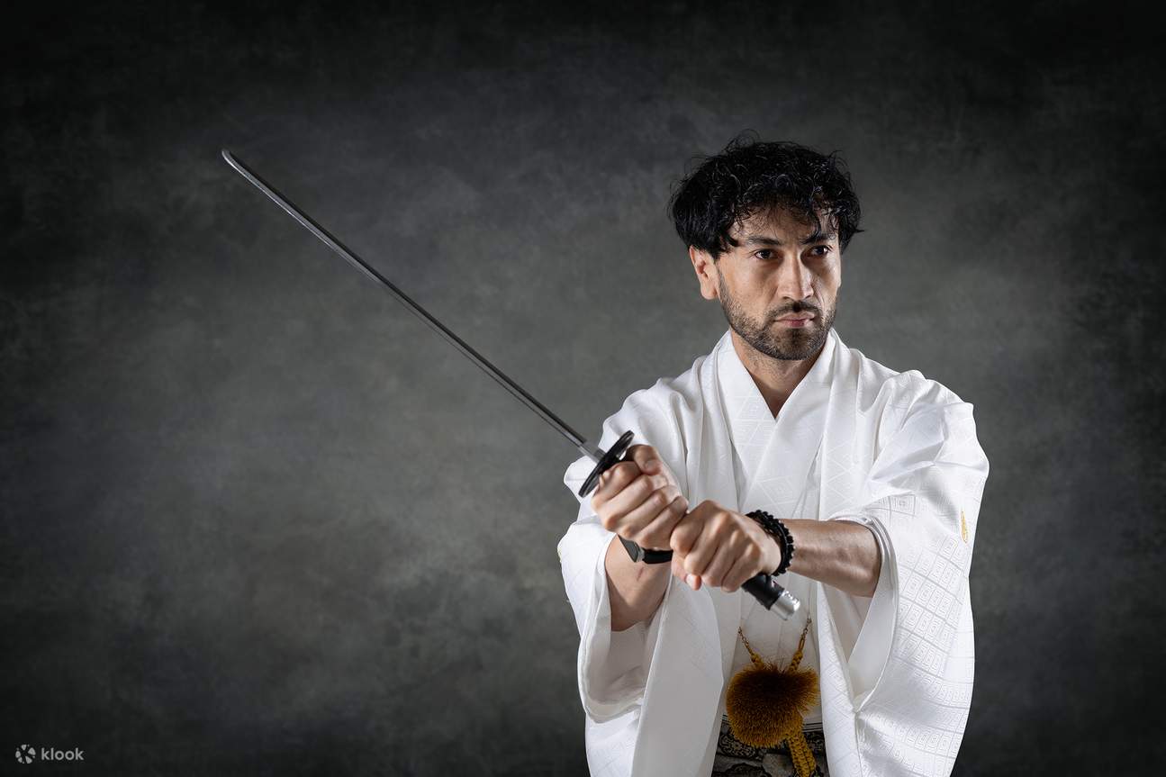 Asakusa Kimono-Verleih mit Selbstfotostudio und Foto-Option von KIM