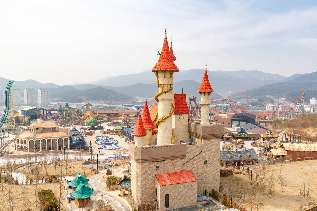 Замок в Busan Lotte World