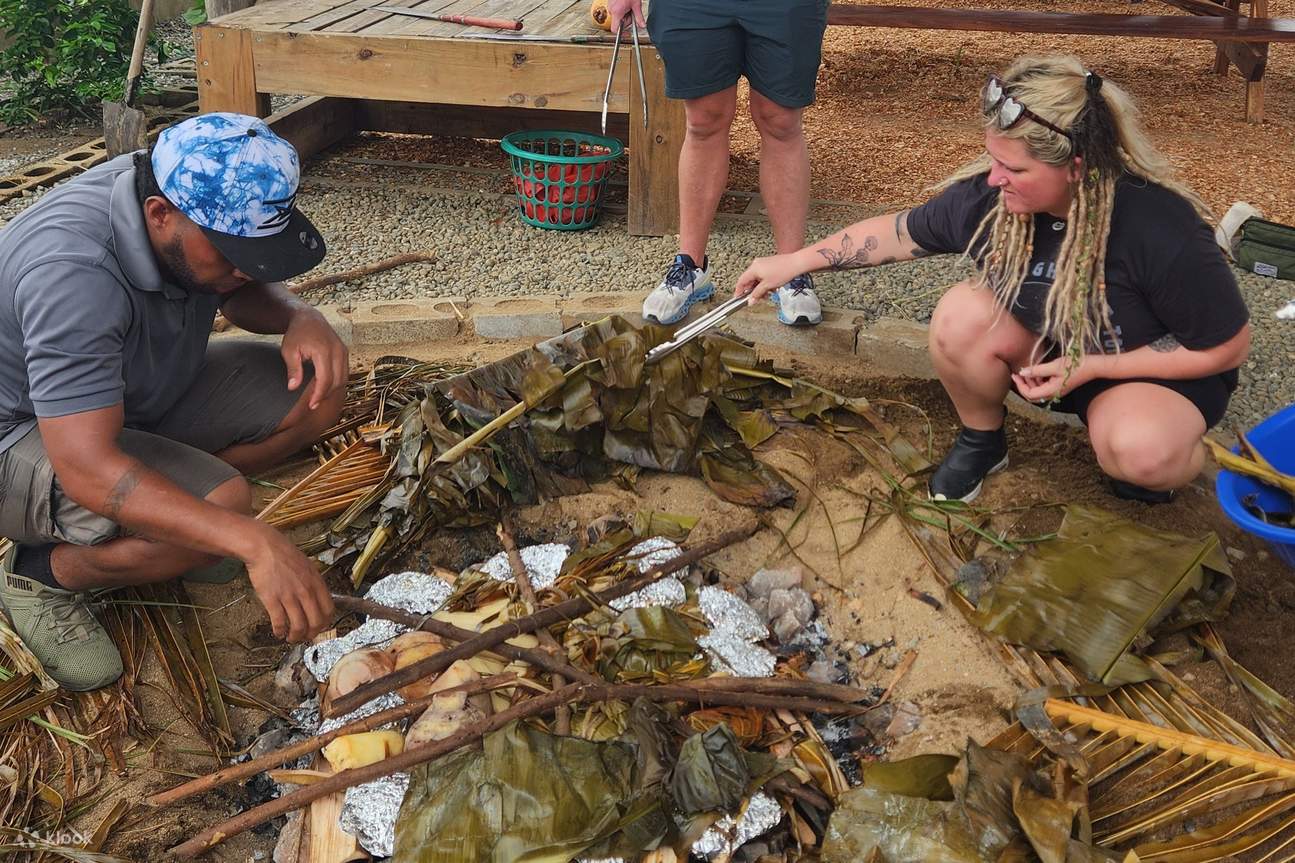 Pengalaman Memasak & Merasai Budaya di Fijian