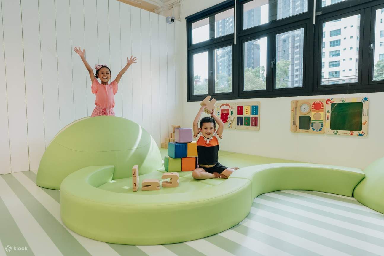 บัตรเข้าคิซโทเปียเพรสทีจ (Kiztopia Prestige) ในสิงคโปร์ (ริเวอร์แวลลีย์)