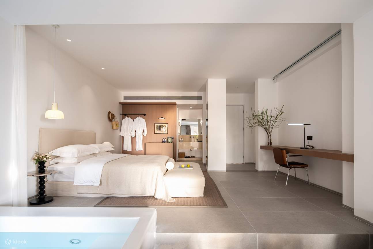 トワイライト プール キング スイート