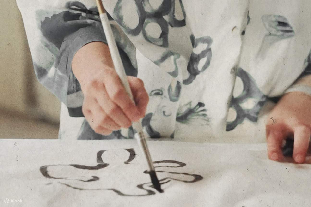 Cours de teinture de dessin créatif