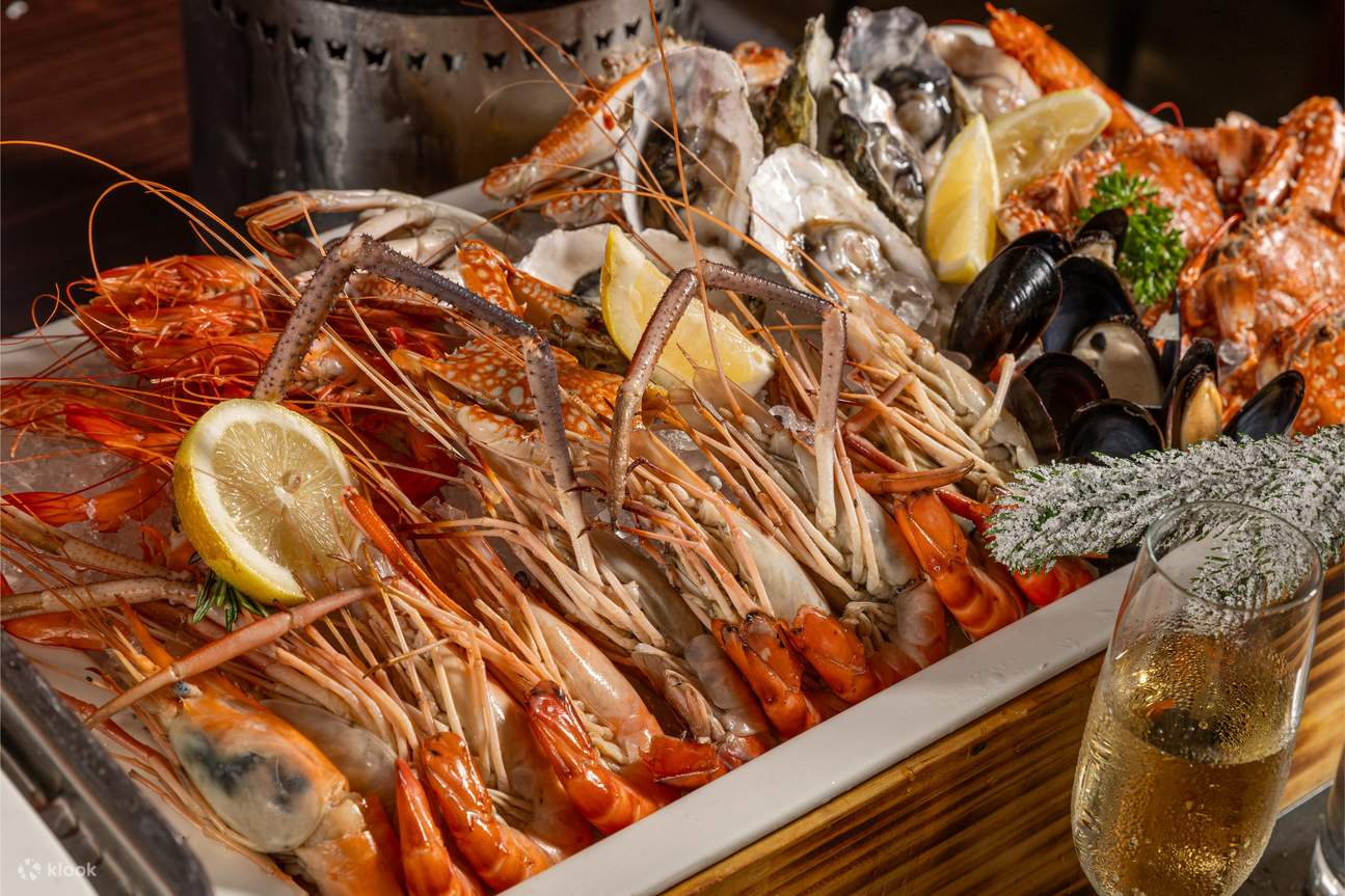 Sambutan Malam Tahun Baru Four Points by Sheraton Phuket