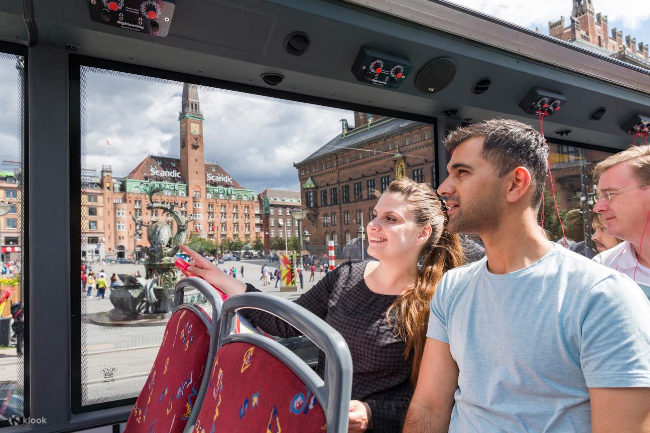 Tourists on Copenhagen's City Sightseeing bus