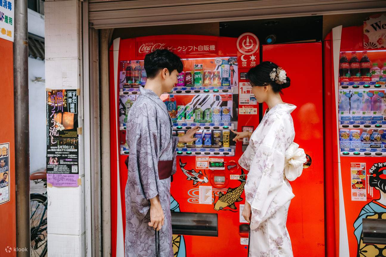 Sessione fotografica informale a Tokyo con fotografo professionista