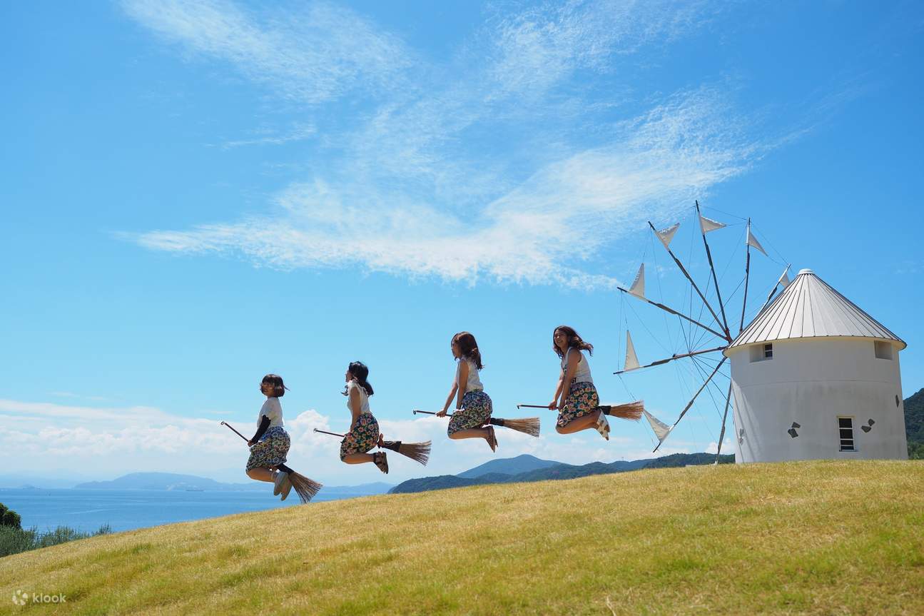 На острове можно увидеть живописные пейзажи!