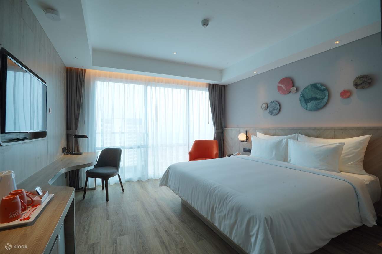 kamar di Harris Suite Puri Mansion