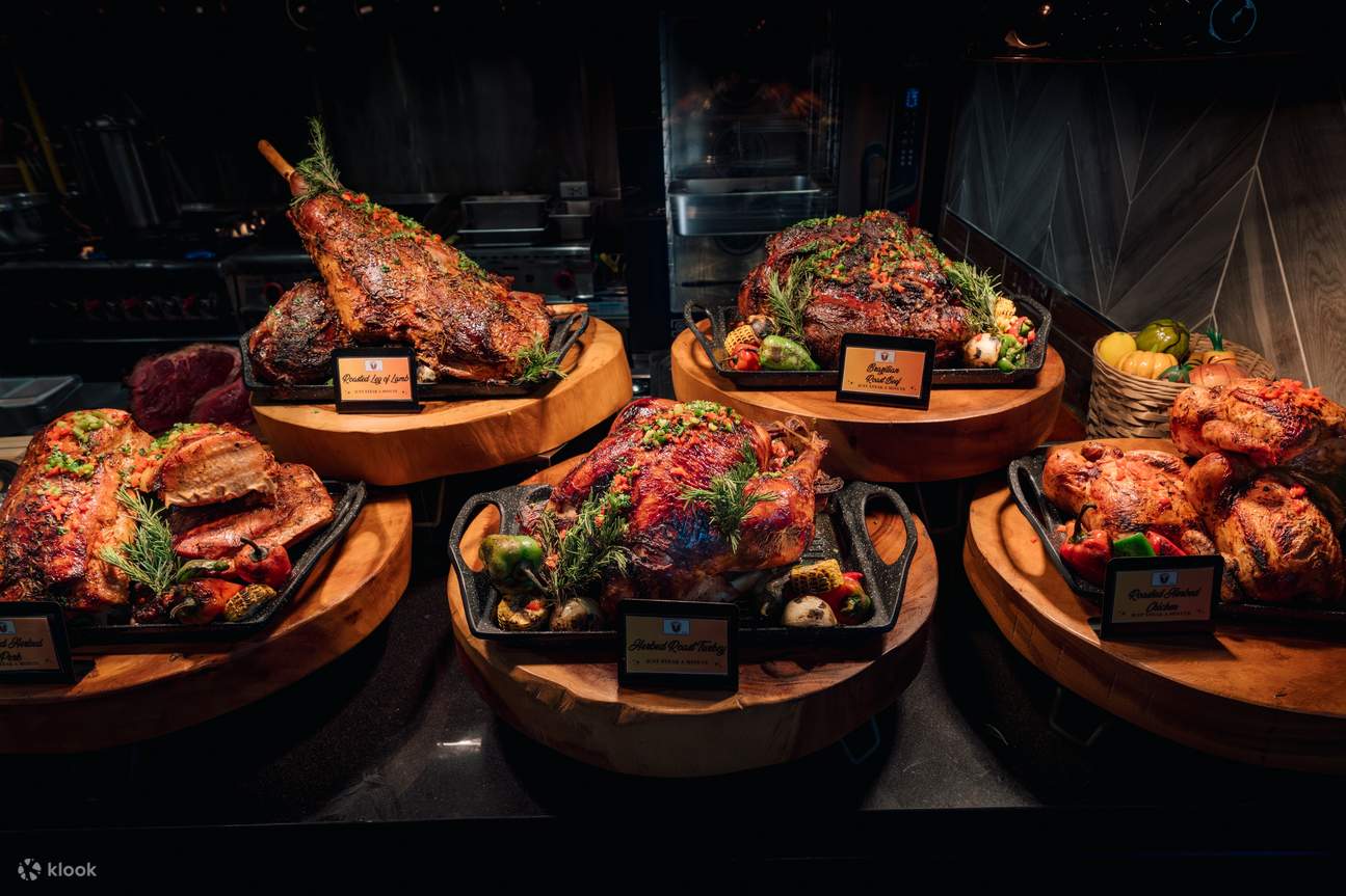 Ayala Malls Fairview Terraces 내 Vikings의 The Alley