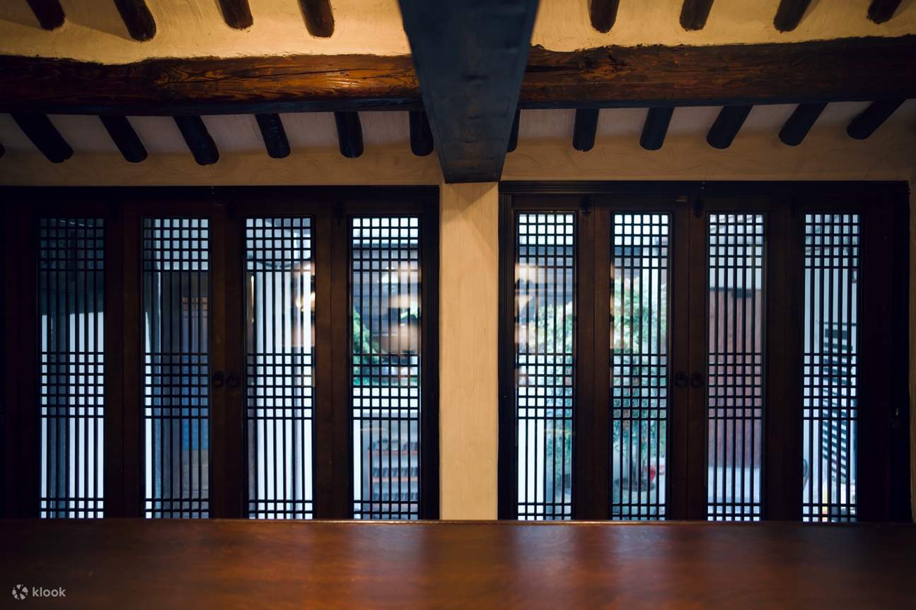 ประสบการณ์ Royal Seoul Cooking Class ในบ้านฮันอก: แบบดั้งเดิมเกาหลี 