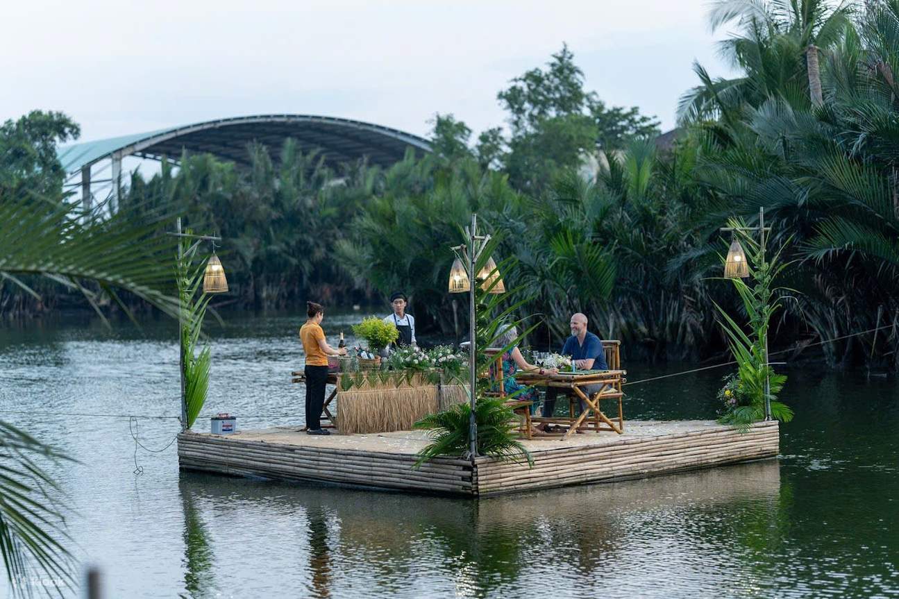 Bamboo Raft Dining with Sunset & Basket Boat Experience in Hoi An