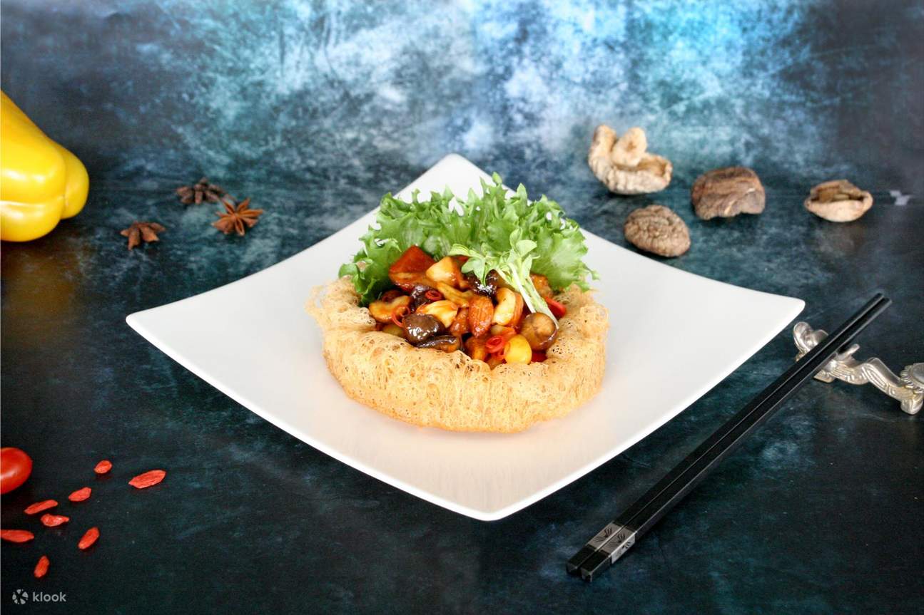 White Lotus Restaurant and Rooftop di Hilton Resort & Spa Hua Hin