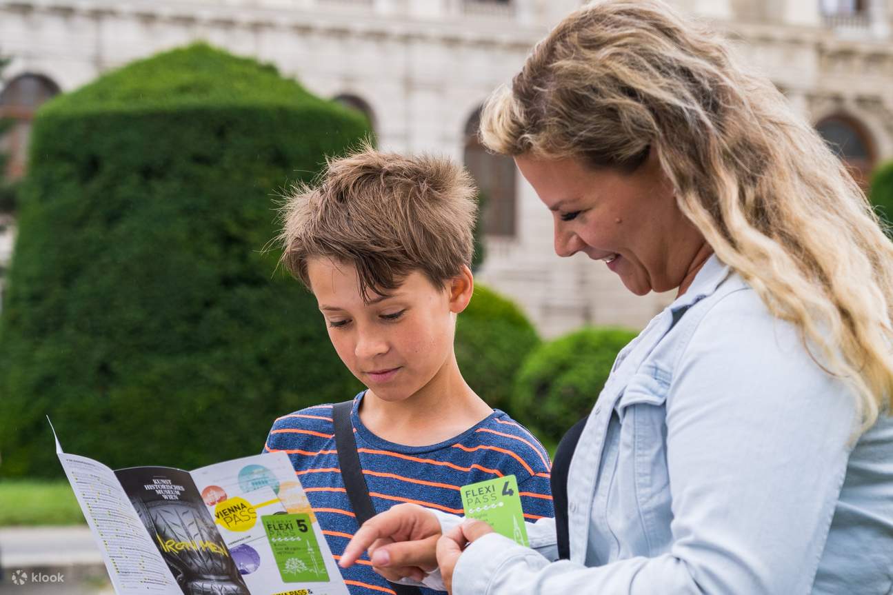 走進維也納 (Vienna) 著名的美泉宮動物園 (Schönbrunn Zoo)，探索令人驚嘆的野生動物世界